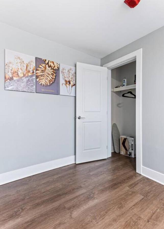 Your Cozy One Bedroom Midtown Детройт Экстерьер фото